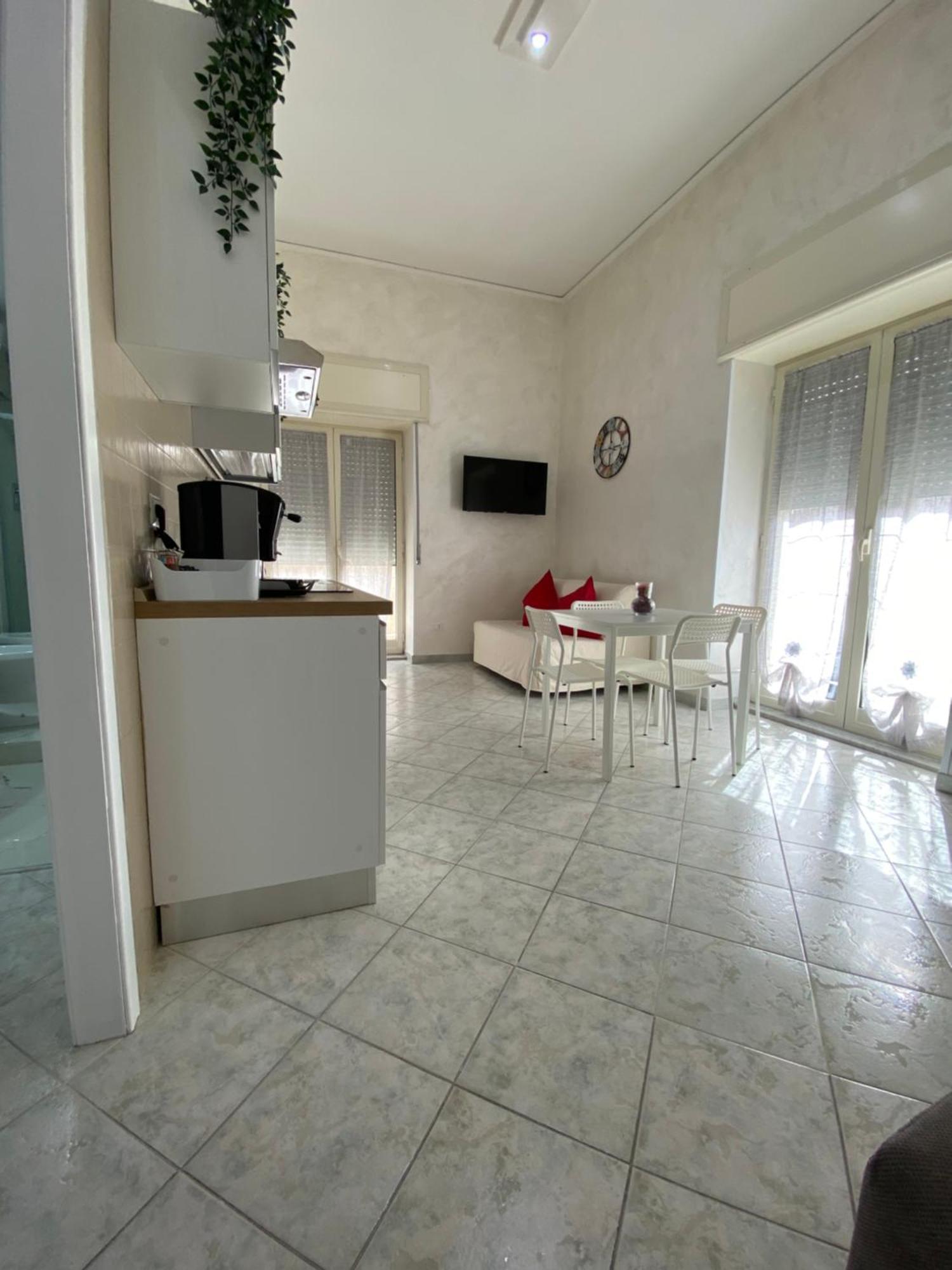 Ellebi Home Наполи Екстериор снимка