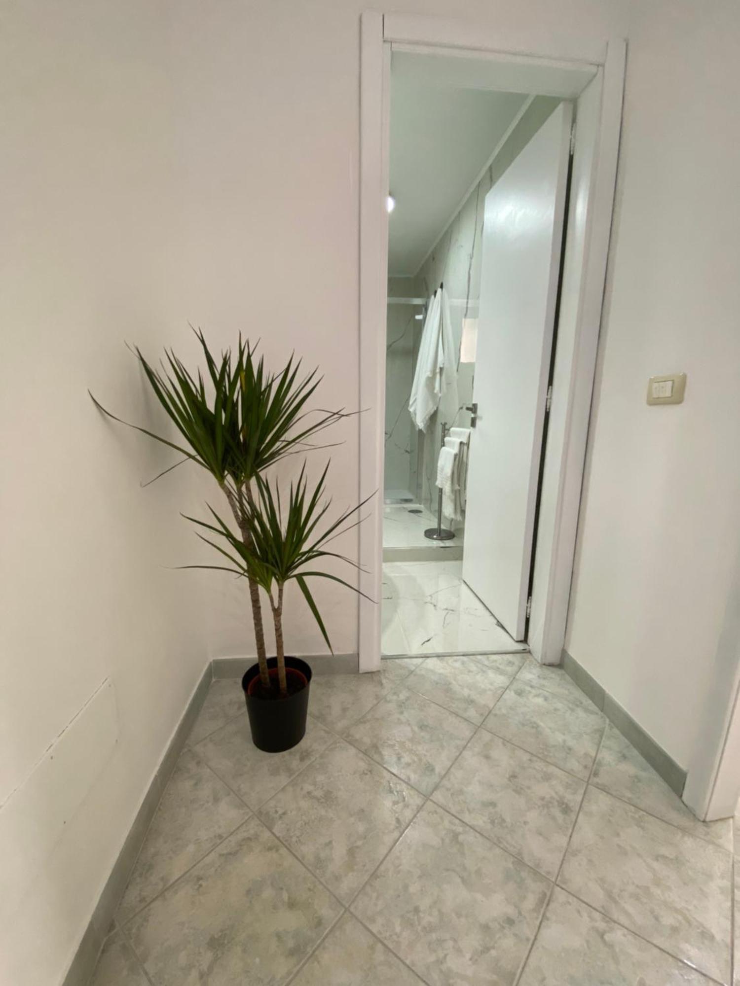 Ellebi Home Наполи Екстериор снимка