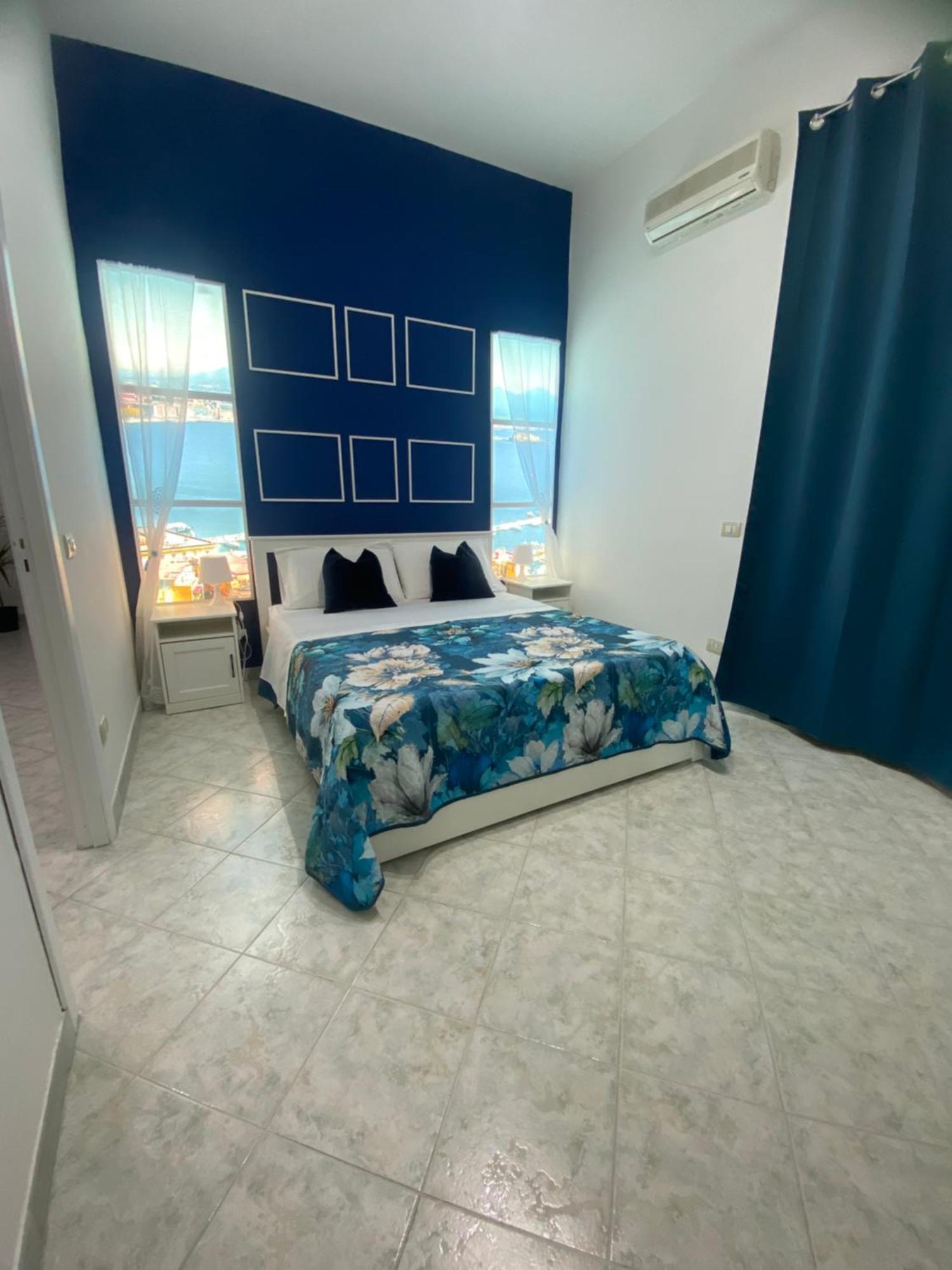 Ellebi Home Наполи Екстериор снимка